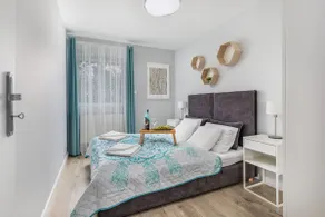 Holiday 9A | Elegant Apartment | Balcony - Image 3