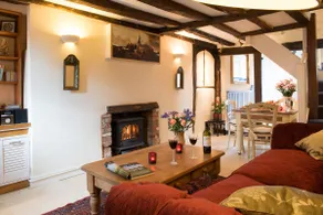 Meddlars a historic cottage on the countryside edge of a vibrant Market Town - Image 4