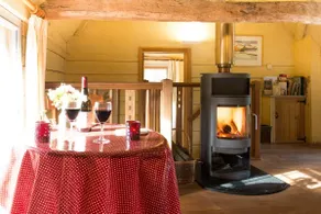 Mill Cottage set beside a Mill pond in a 70 acre Nature Reserve Bliss - Image 4