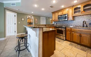 Stunning Spacious! 3 Bedroom Condo Phoenix X 106 - Image 5