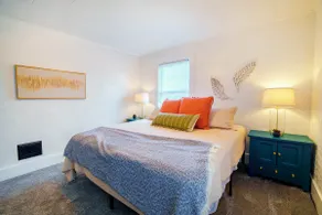 King Bed, Stocked Kitchen, Easy Driveway Parking, 2mi to Downtown & Coliseum - Image 3