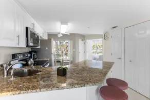Chic St Pete Beach Oasis | Available July 4th - Image 4