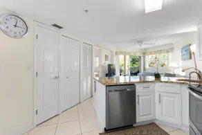 Chic St Pete Beach Oasis | Available July 4th - Image 5