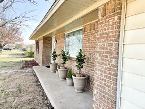 Fort Worth Near Keller | Monthly Stays | Desk & - Image 3