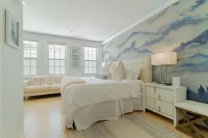 Luxe King Suite -valet parking-near beach - Image 5