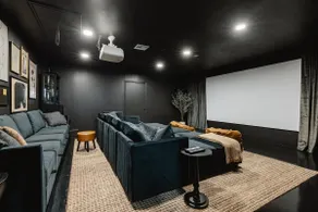 The Callahan: Pickleball, Sports Bar, Gym, Theater - Image 2