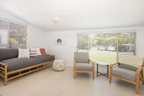 Buwadi I Pet Friendly I 3 Mins Walk to Beach - Image 2