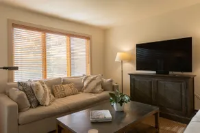 JHRL - Mystic Moose, Beautifully Renovated - Image 4
