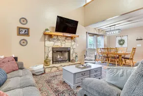 Spacious Home in Helen w/ Porch & Balcony! - Image 4