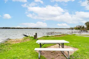 Twin Lakes Cottage: Walk to Elizabeth Lake! - Image 2