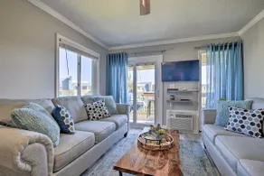 Beachfront Condo w/ Balcony: Walk to Apache Pier - Image 4