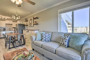 Beachfront Condo w/ Balcony: Walk to Apache Pier - Image 5