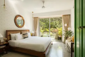 ElReino Sleek 2BHK Balcony 10m to Coco Beach Pool - Image 2