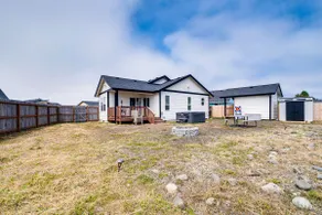 Hot Tub: Modern Ocean Shores Home, 2 Mi to Beach! - Image 2
