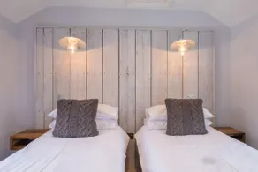 Sailmaker's Cottage - Image 2