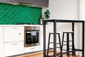 Green getaway 1 Bedder Loft@ St Kilda w/ parking - Image 4