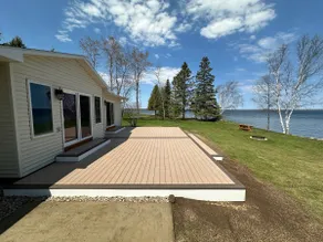 The Taylor Cottage: Most Breath-Taking View On The Lake - Image 4