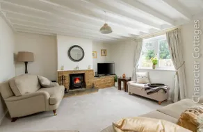 Holly Cottage Middle Tysoe - Image 2