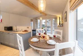 Beach Lodge - Sizewell - sleeps 4 guests  in 2 bedrooms - Image 4