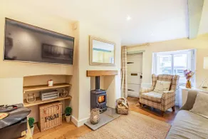 Charming Cotswold Cottage - Blenheim Cottage - Image 2