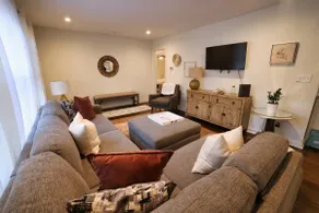 The Gilbert - Beautiful Home & Perfect Location - Image 5
