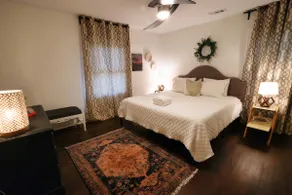 The Gilbert - Beautiful Home & Perfect Location - Image 3