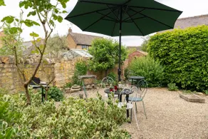 Family friendly period holiday cottage in the Cotswolds - Summer Hayes - Image 4