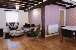 Host & Stay - Iris Cottage - Image 5