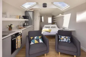 Stylish Boatshed with Sea Views Private Parking - Image 3