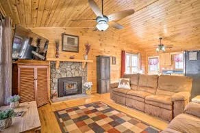 'Serenity Cabin' w/ Furnished Deck - Image 3