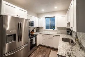 *Hot Tub/Fire Pit*Modern 2 Bdr Guest Suite|Slps 6 - Image 3