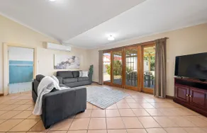Swainson on Coombe - Image 2