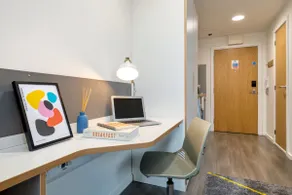 For Students Only Merlin Heights Leicester - Image 3