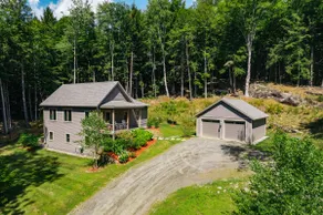 Fireplace, Woods, Club Access - Modern Quechee - Image 2