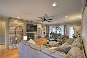 Charming Florence Getaway w/ Fireplace & Grill! - Image 5