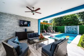 Private Pool Villa, 5min Walk to Beach & Dining - Image 3