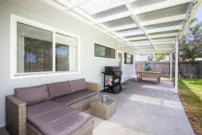 Roskell Retreat Pet Friendly 5 Mins Walk to Beach - Image 3