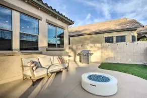 Pool & Game Room: Home in Goodyear Near Golfing - Image 2