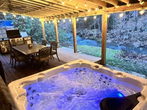 Lodge on Private Stream|Hot Tub· Firepit· Gameroom - Image 2