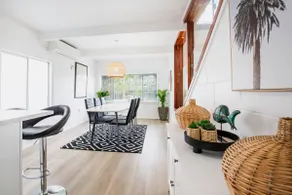 Sunfish Pet Friendly 4 Mins Walk to Beach - Image 4