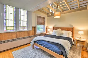 Lisle Apt: Fireplace & Stained Glass Windows! - Image 2