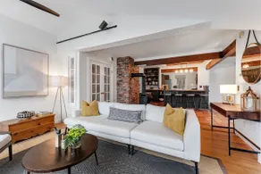 Farmhouse: 5 Bedrooms - Red Clover Inn - Image 2