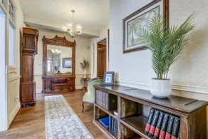 Grand Historic Retreat | 3BR Suite | Modern Comfort & Classic Charm - Image 5