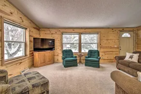 Cozy Crosby Cabin Near Serpent Lake + Main St - Image 5