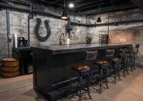 Unique Downtown Studio with an Industrial Vibe - Image 5