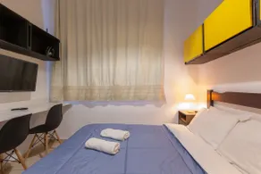 Cozy Couple Studio, Wi-Fi and Kitchen - Image 3