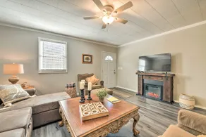 Charming Yadkin Valley Cottage w/ Deck & Yard - Image 3