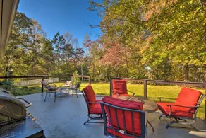 Mod 'Stable House' on 10 Acres, Walk to Lake! - Image 3