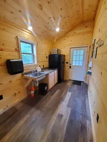 Crooked Creek Cabin 6 - Cabin Six: Handicap accessible cabin nestled in the PA Wilds with modern amenities and Pine Creek access for all to enjoy. - Image 4