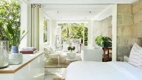 Stonehouse Garden Apartment - Image 5